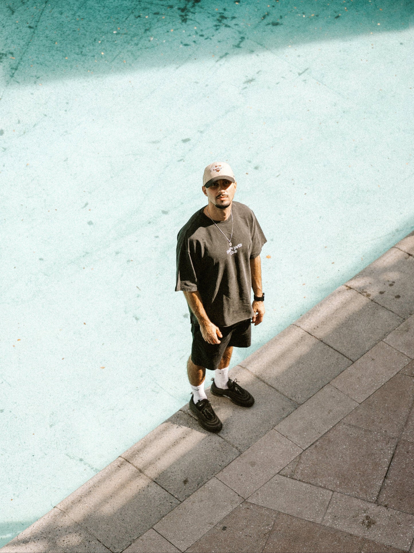 CROSSED PALM TREES TEE - VINTAGE BLACK