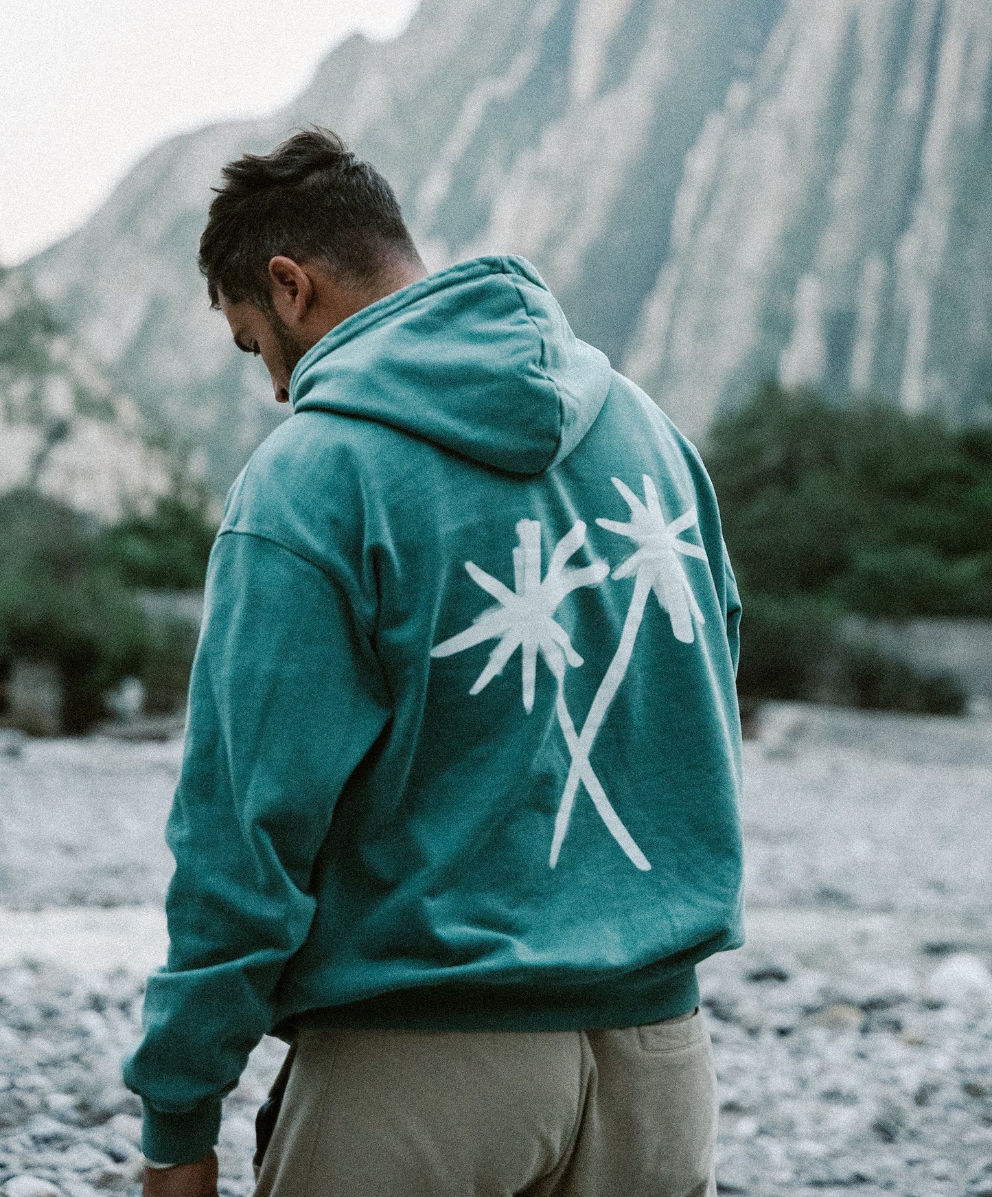 CROSSED PALM TREES HOODIE - JUNGLE GREEN